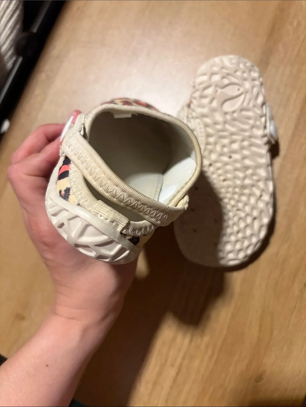 Kids Leopard Heart Slip-On Water Shoes in Beige and Pink